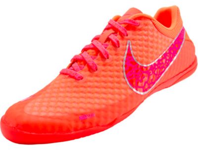 elastico futsal shoes