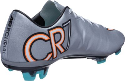 nike silver soccer cleats