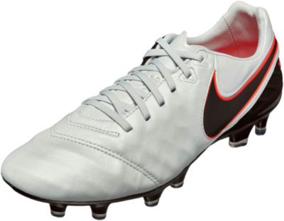 nike tiempo legacy 2