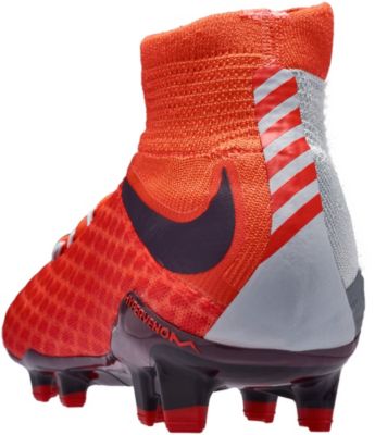 Nike Hypervenom Phantom III Dynamic Fit Kids FG Football Boots