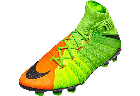 boys nike hypervenom